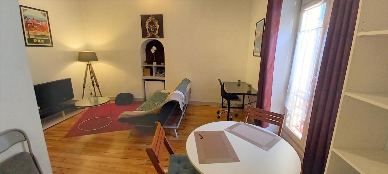 Le Gambetta T2 Cosy Hypercentre Wifi Fibre Avec Parking Appartement Pau Buitenkant foto