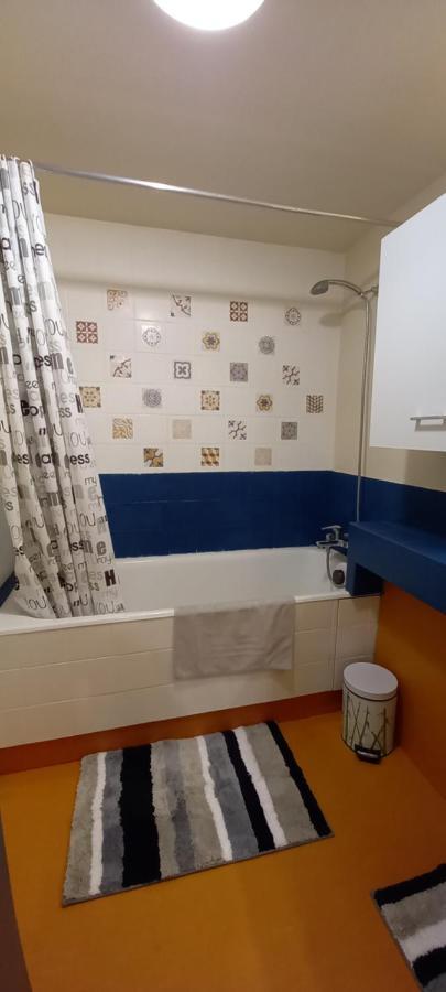 Le Gambetta T2 Cosy Hypercentre Wifi Fibre Avec Parking Appartement Pau Buitenkant foto